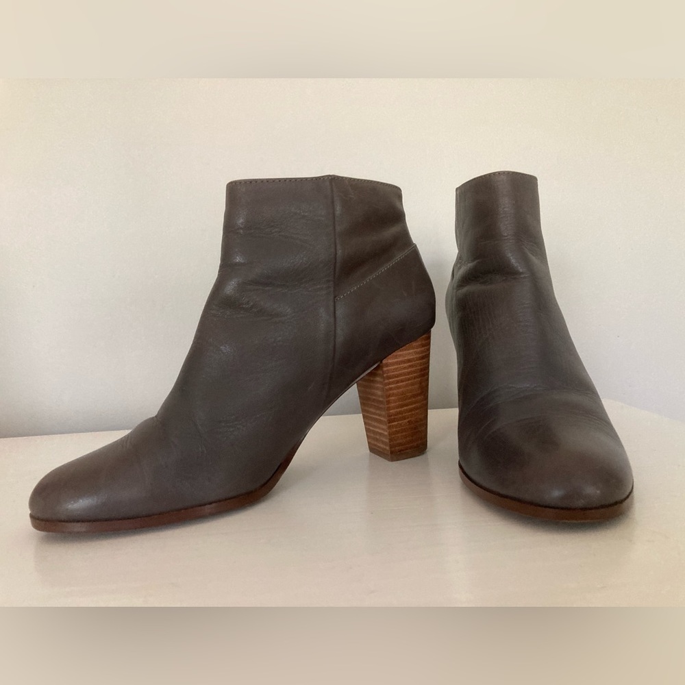 Grey Cole Haan boots Size 10